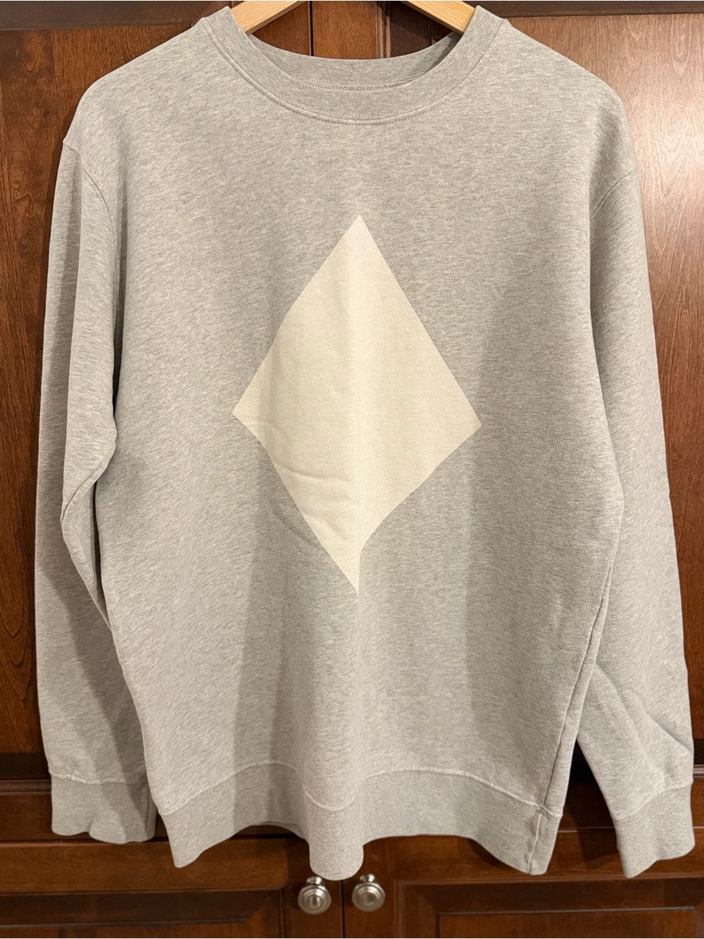 Women's Light Gray Crewneck Sweater with Cream Diamond Graphic